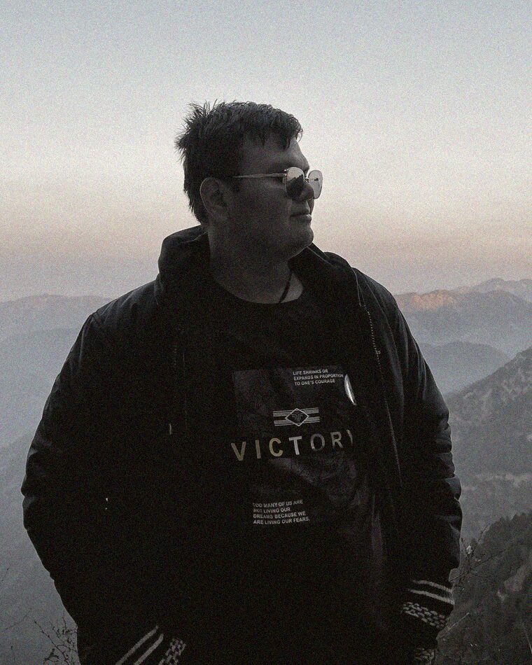 Surveillance still of Varun Gupta, subject V-2027